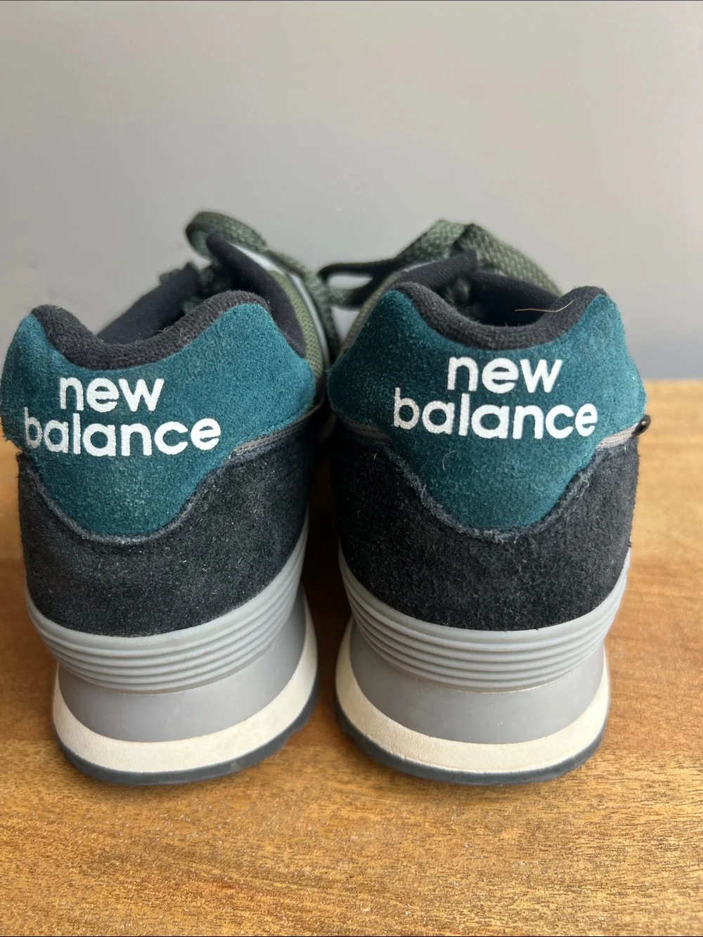 New Balance Men's Black and Olive Green Classic Sneakers